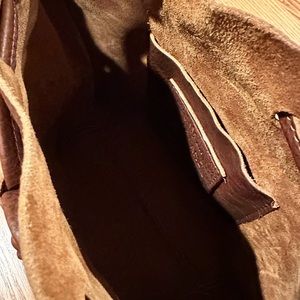 Portland all leather shoulder bag